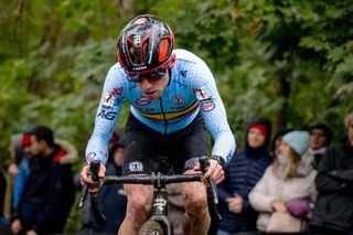 Eli Iserbyt in action at the 2022 UEC European Cyclo-cross Championships in Namur