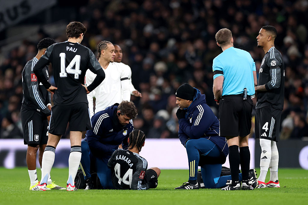 LONDON, ENGLAND - JANUARY 10: Boubacar Kamara of Aston Villa receives medical treatment during the Emirates FA Cup Third Round match between Tottenham Hotspur and Aston Villa&amp;nbsp;at Tottenham Hotspur Stadium on January 10, 2026 in London, England. (Photo by Ryan Pierse/Getty Images)