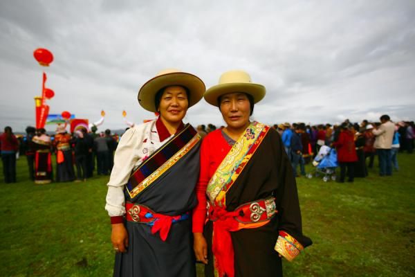 Local Tibetan women