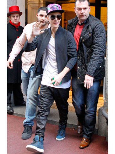 Justin Bieber in Harem pants