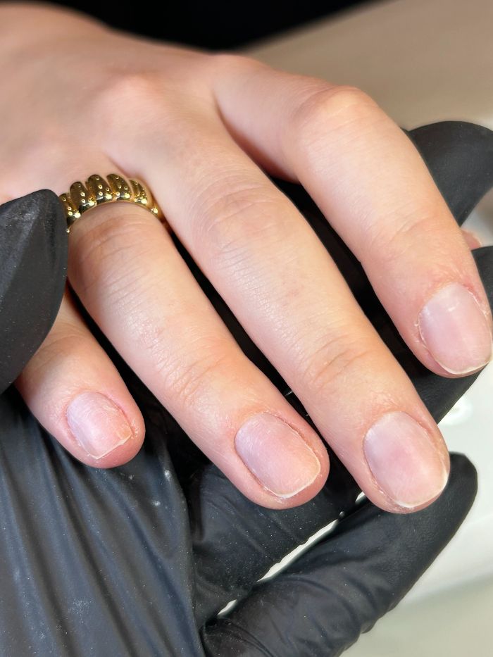 Junior beauty editor Grace Lindsay, before getting a Hard BIAB manicure