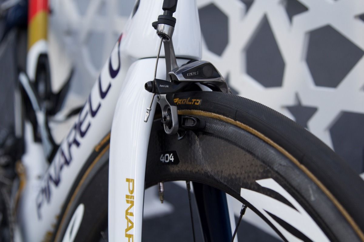 SRAM Red brakes, Zipp 404's and Continental tyres for Wiggins