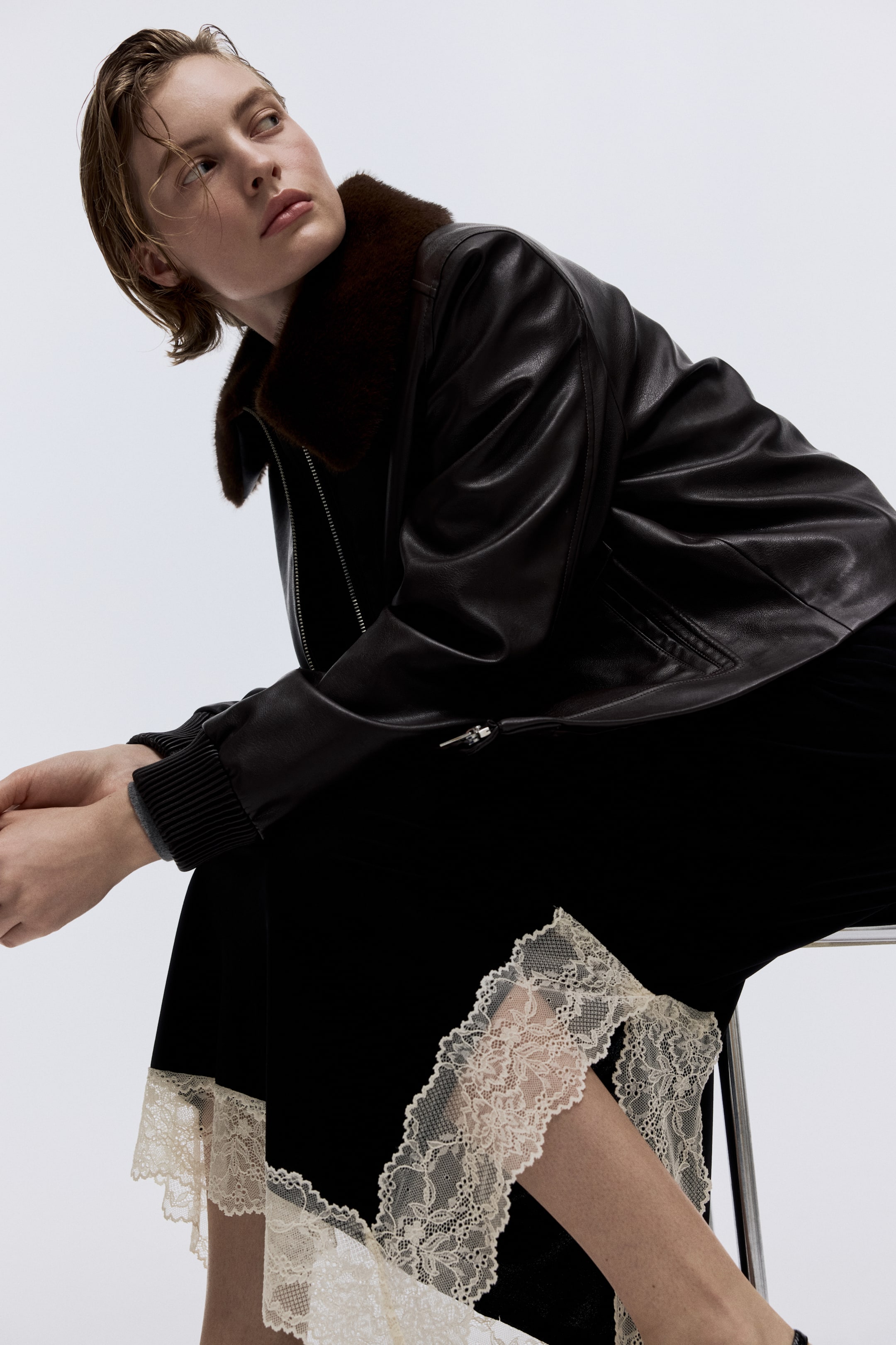 Lace-Trimmed Skirt - Black/cream