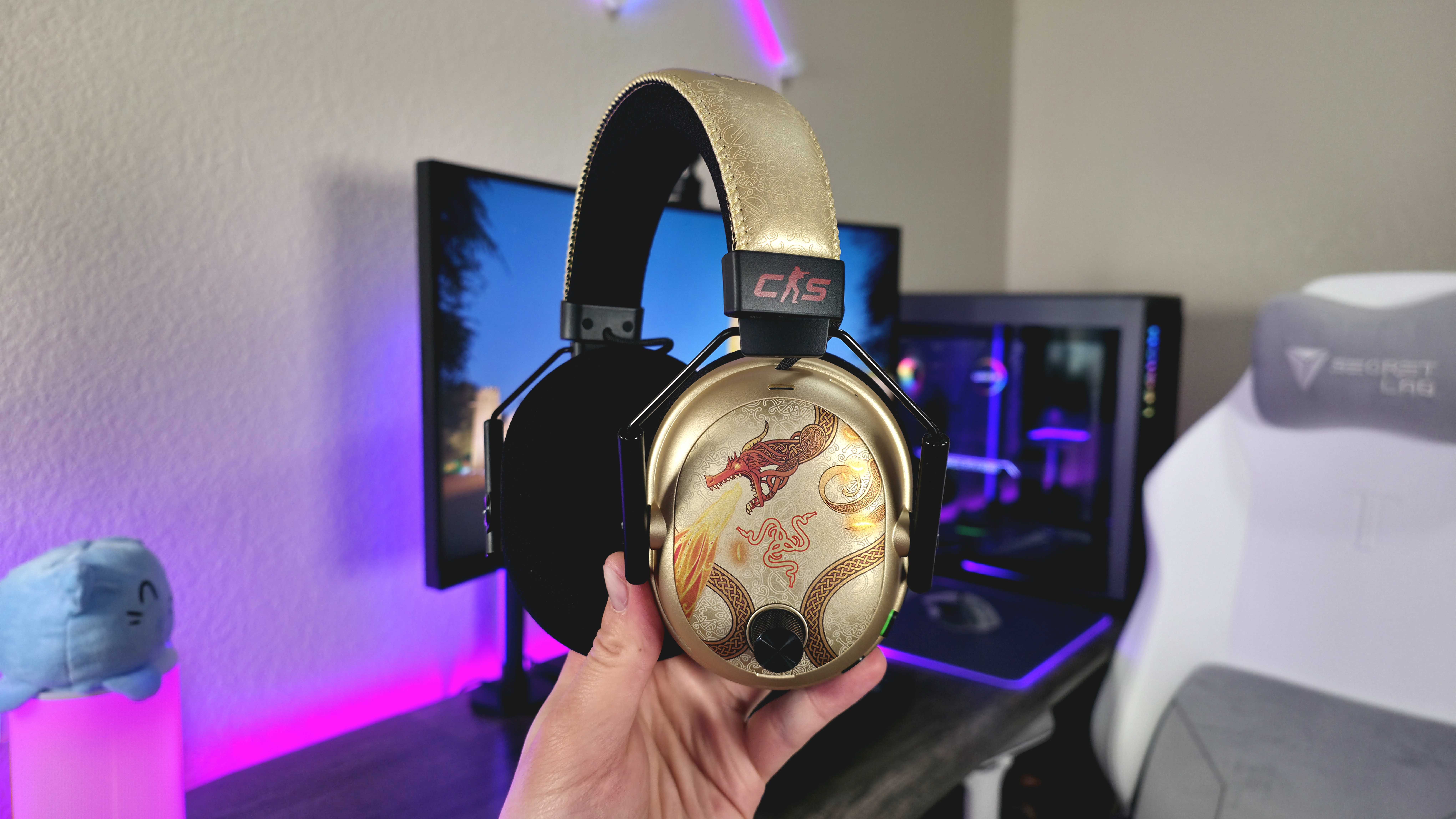 Image of the Razer Counter-Strike 2 Dragon Lore Collection.