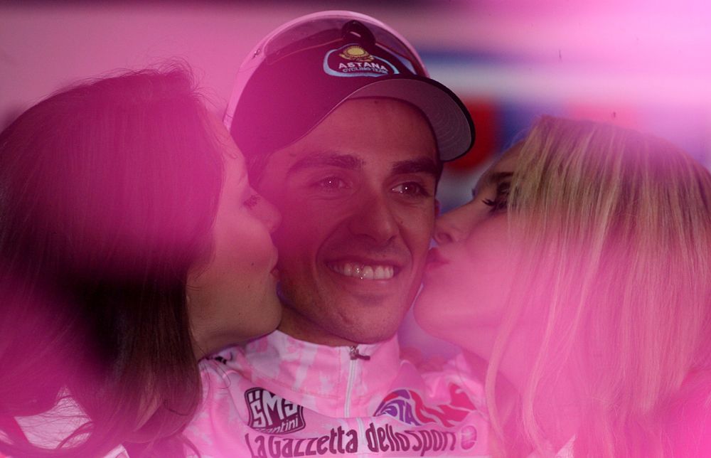 Alberto Contador in the maglia rosa in 2008