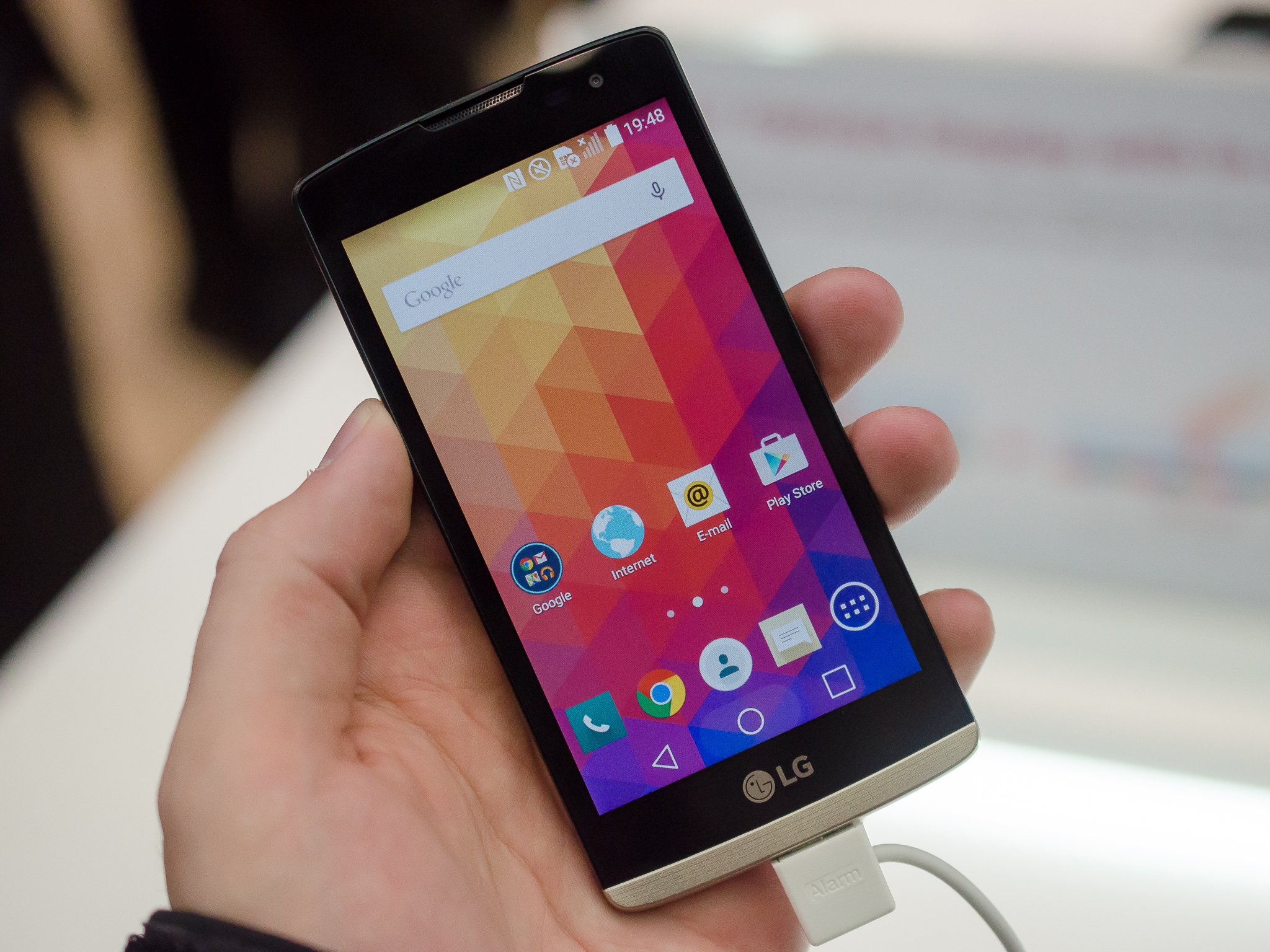 Lg телефоны программы. LG Leon. LG smartphone 2022. LG Magna.