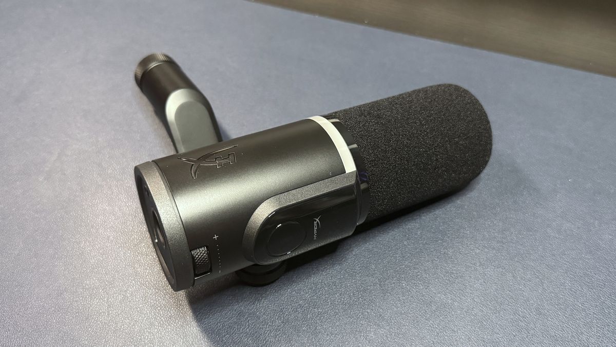 HyperX FlipCast