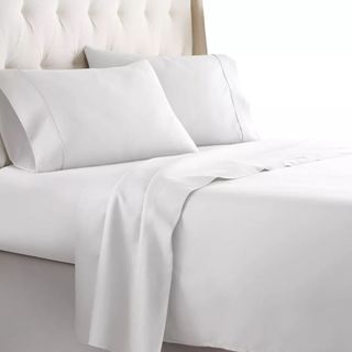 A microfiber white bedding set