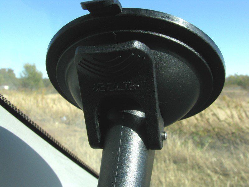 Simple lever-actuated suction mount.