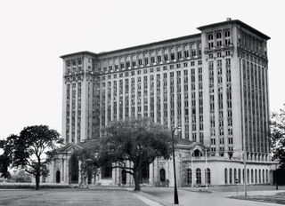 The 1914 Michigan Central Station in Detroit, designed by Warren and Wetmore