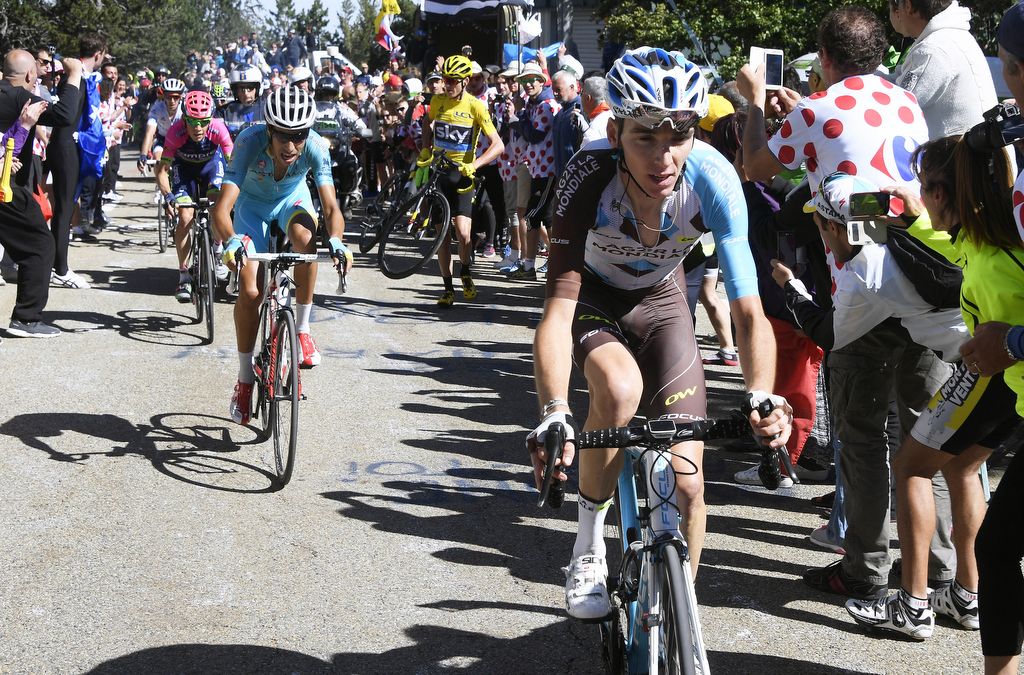 Romain Bardet (AG2R-La Mondiale) avoided the motorbike crash on Mont Ventoux