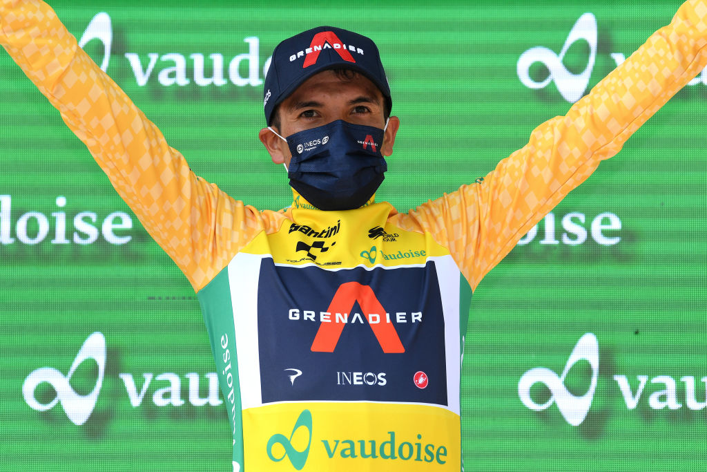 Richard Carapaz (Ineos Grenadiers) kept the Tour de Suisse leader's jersey
