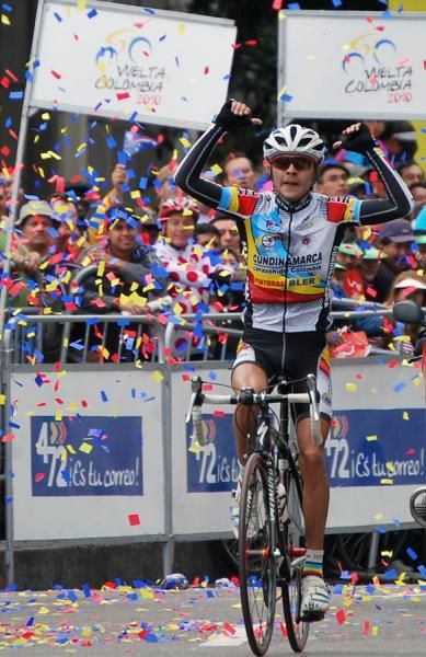 Diego Calderon wins stage eight in spectacular style.