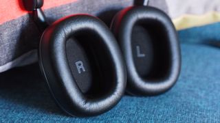 Bowers & Wilkins Px7 S2e review