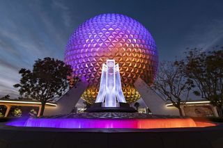 Epcot Fountain at night