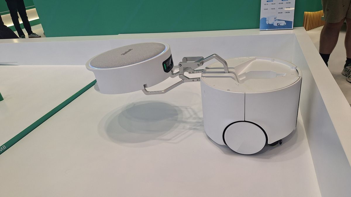 iRobot Roomba Duo robot vacuum being demoed at IFA