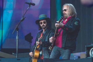 Petty and Mike Campbell lock into a groove