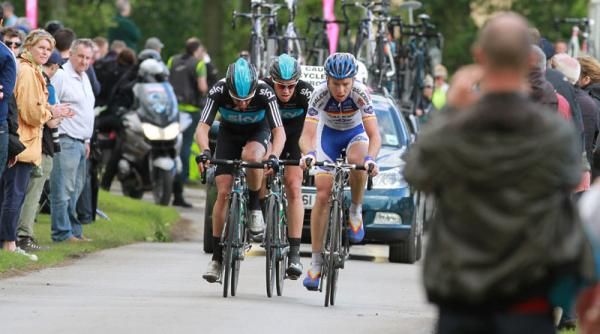 Russell Hampton (Raleigh) and Alex Dowsett (Team Sky) on the front of the break