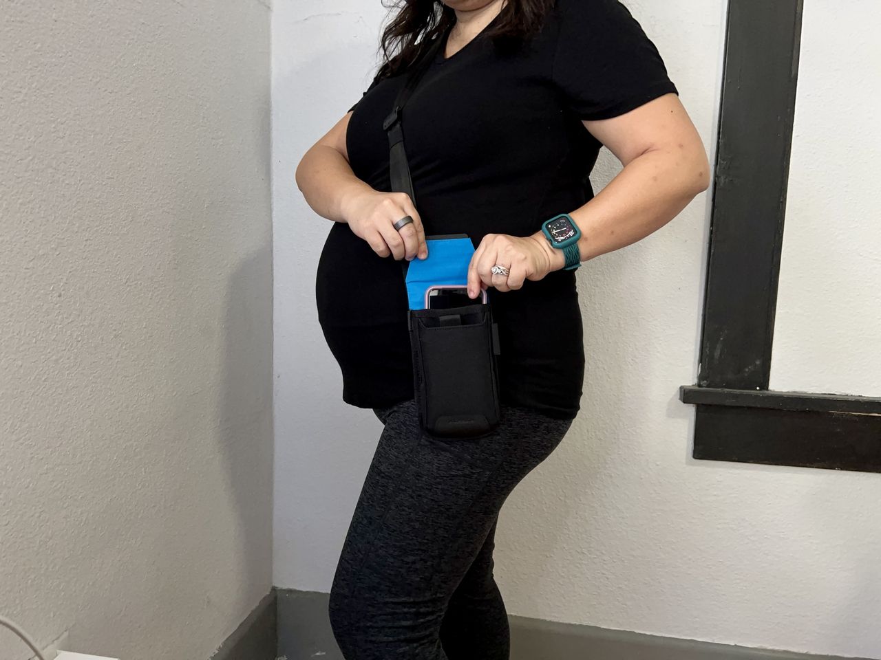 Alpaka Modular Phone Sling Wear