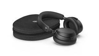 Sennheiser Accentum Plus Wireless noise-cancelling over-ears with case