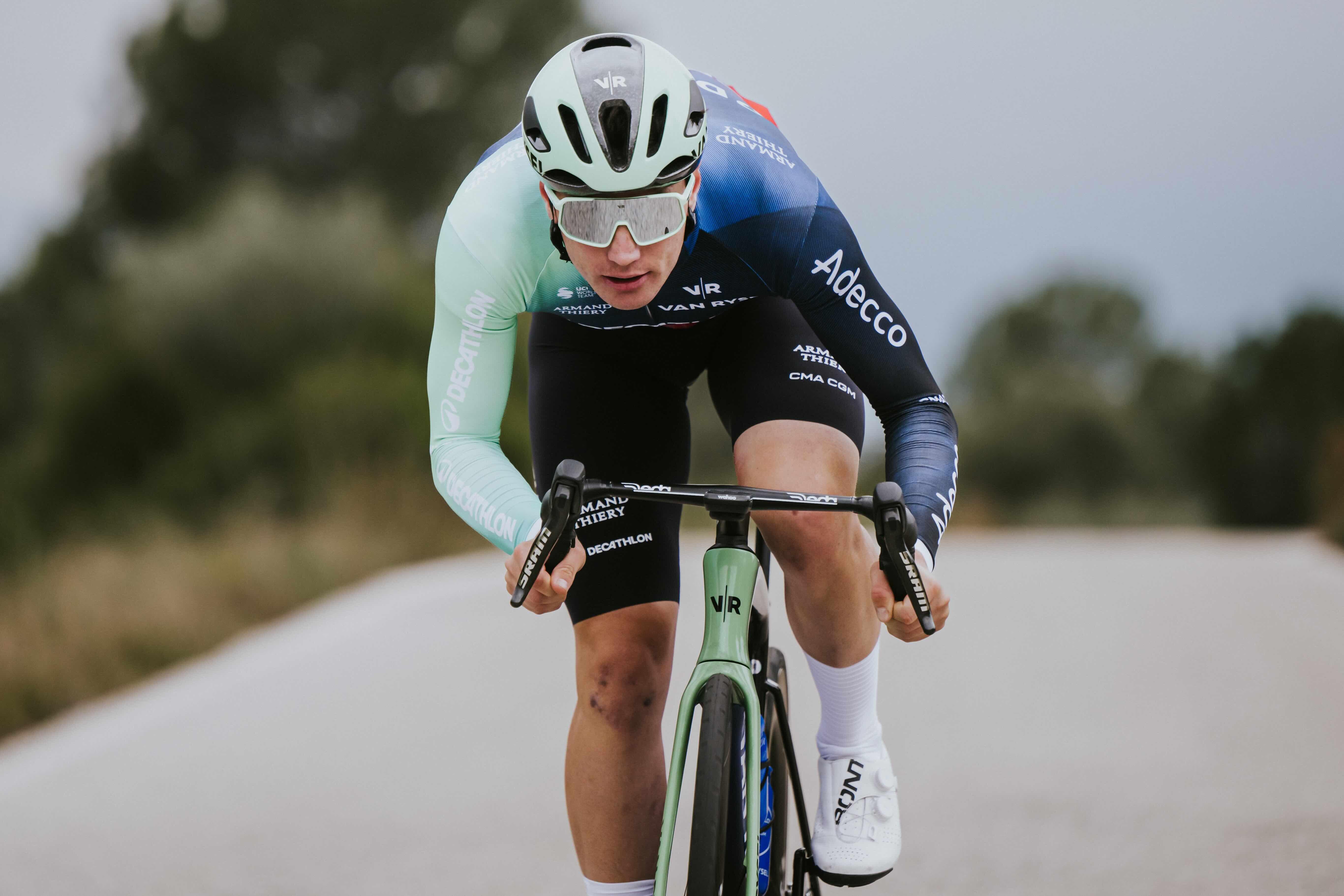 Boucles de la Mayenne: Olav Kooij nets first win with Decathlon CMA CGM on stage 1
