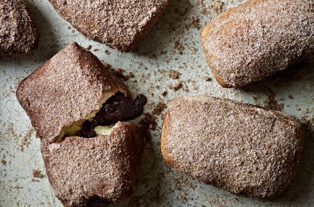 Gordon Ramsay&#039;s chocolate doughnuts