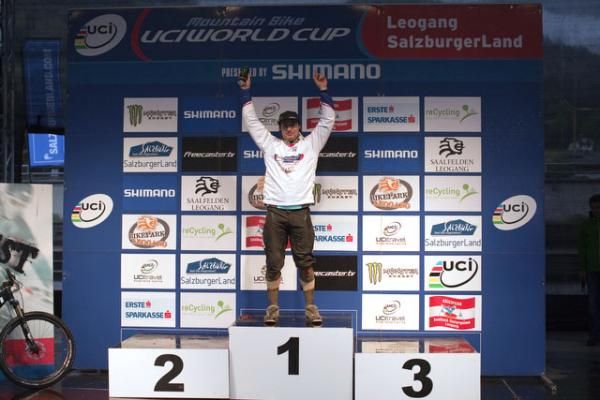 Overall men's 4X leader Jared Graves (Yeti-Fox)