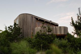 James Perkins' Horace Gifford designed Fire Island Studio. Photography: Tom Sibley