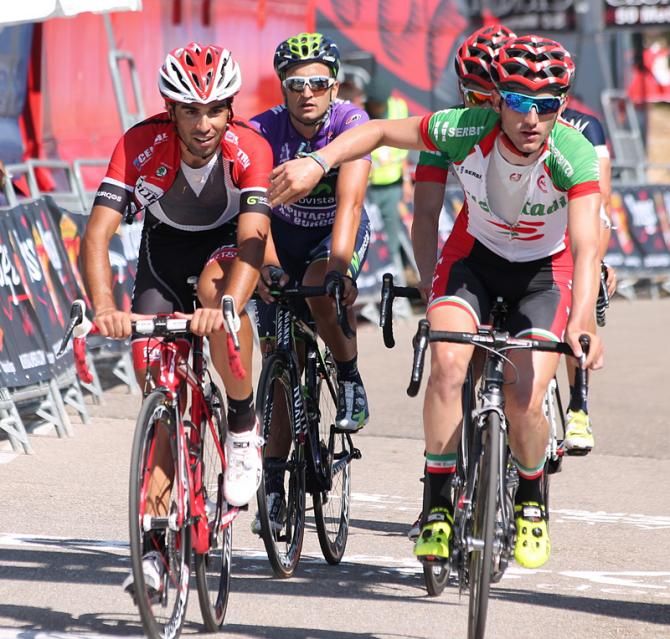 Carlos Barbero (Euskadi) and Pablo Torres (Burgos BH) crossing the finish line