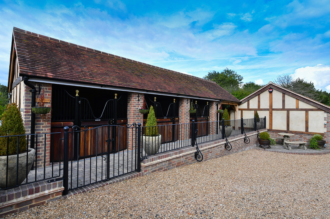 Morley Manor, Sussex STABLES