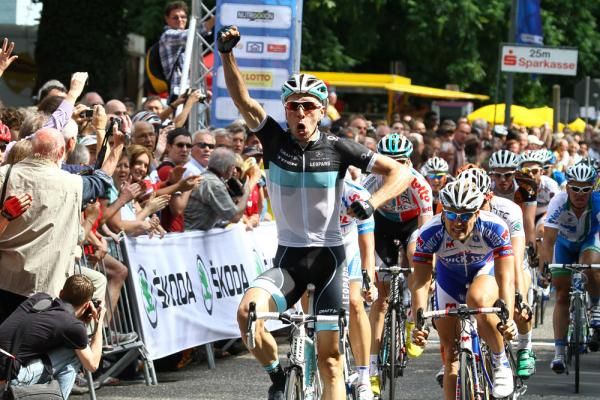Robert Wagner (Leopard Trek) won the sprint handily to take the German title