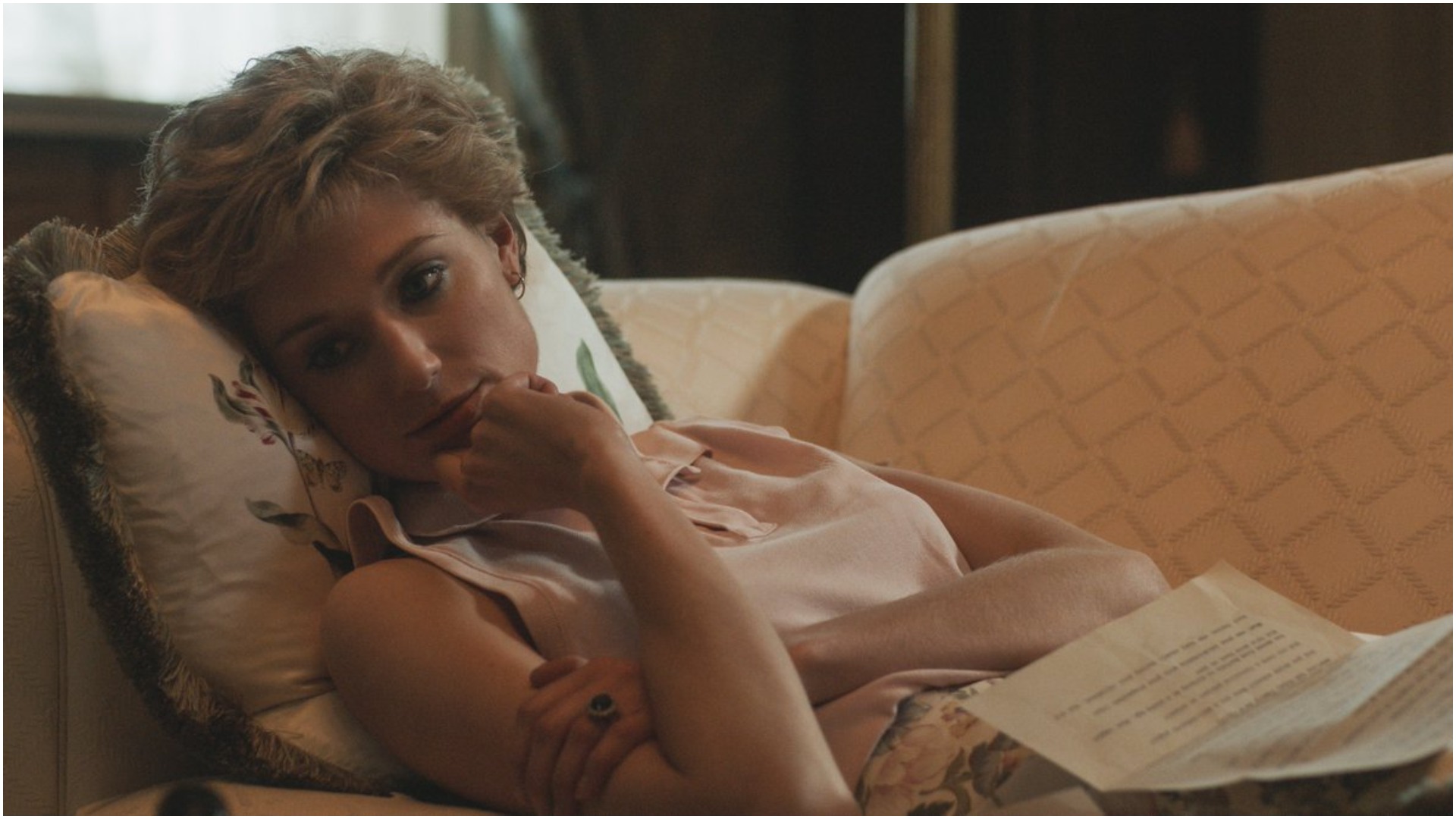 Elizabeth Debicki als Prinzessin Diana in Staffel 5 von The Crown