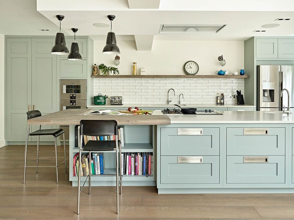 11 Kitchen Worktop Ideas for Hardworking Surfaces | Homebuilding