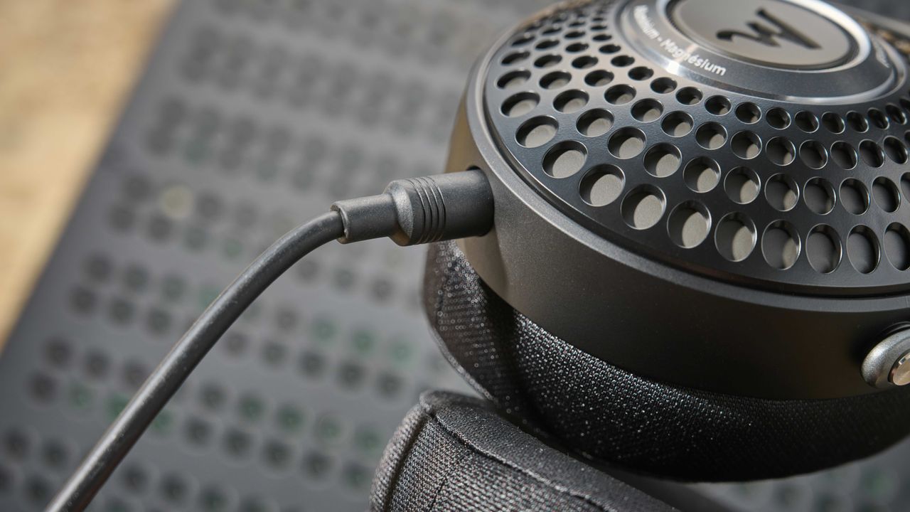 A beautifully-designed headphone with impressive sonics”: Focal