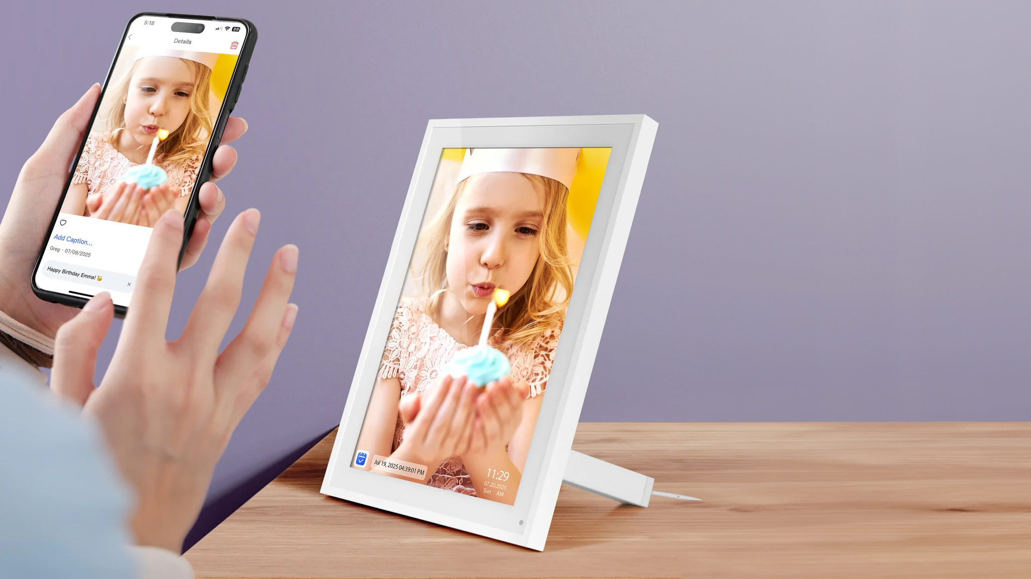 Aluratek Smart WiFi Digital Calendar and Photo Frame