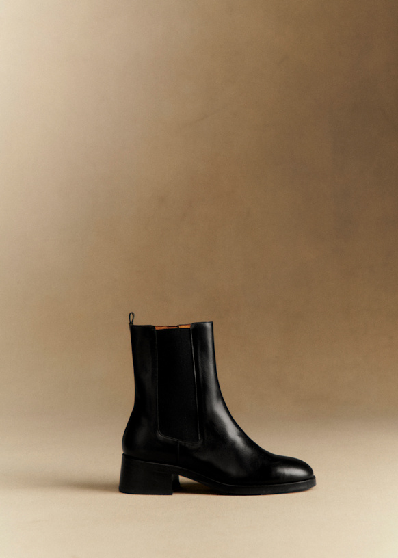 Agnès Ankle Low Boots - Glossy Black - Bovine Leather - Sézane
