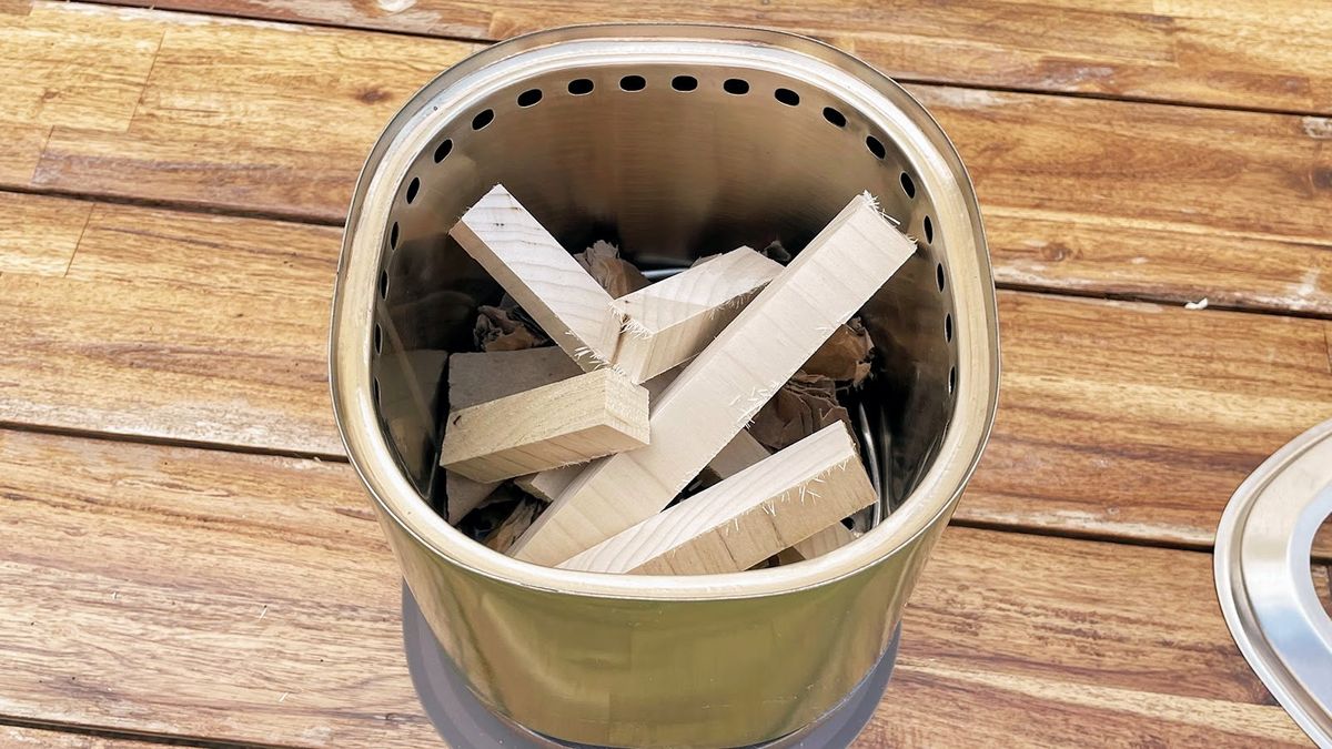 East Oak Mini Tabletop Fire Pit being tested in writer's home
