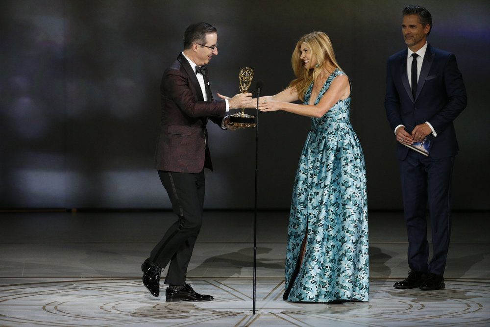 John-Oliver-Connie-Britton-Emmys-2018