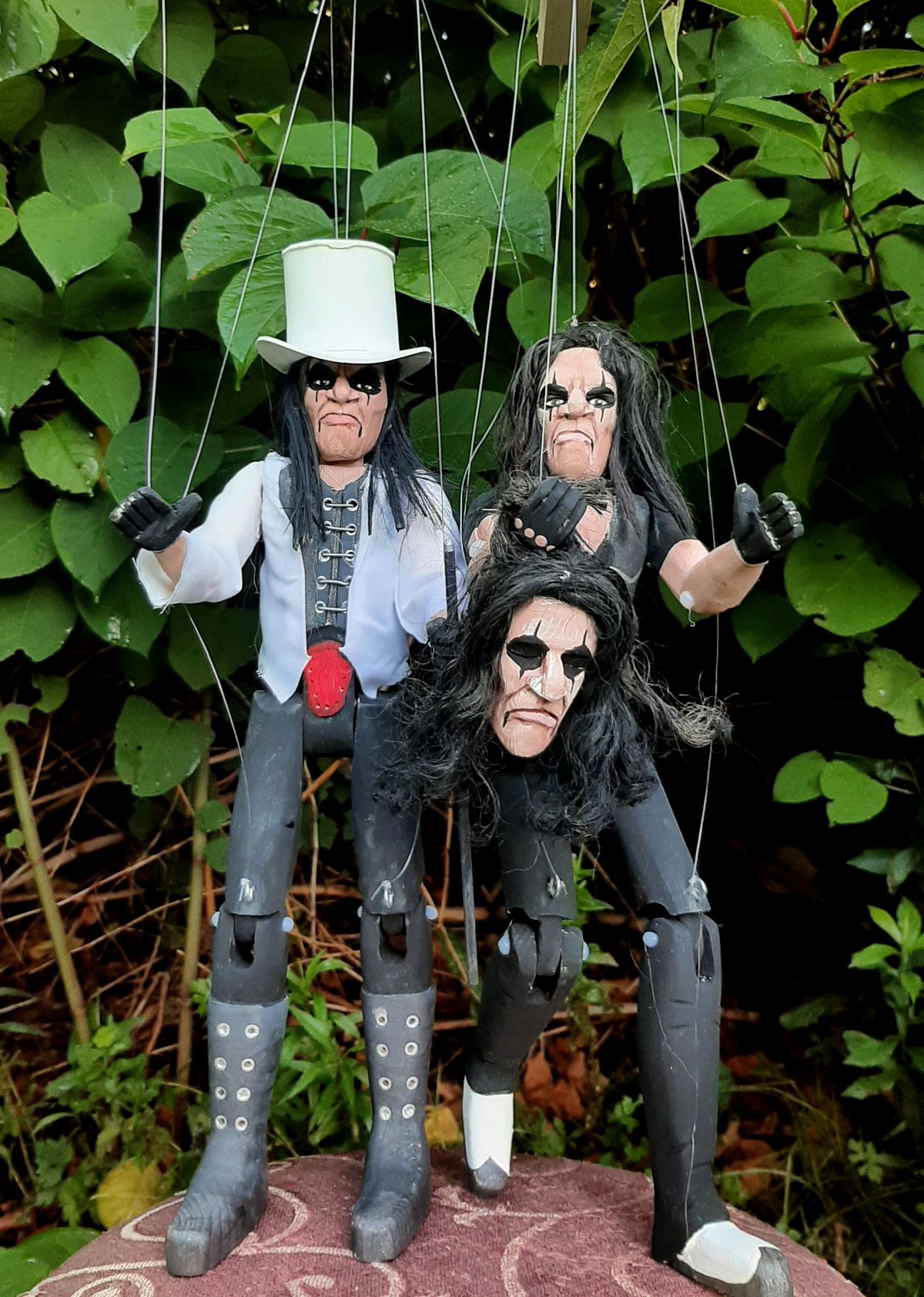 Marionettes