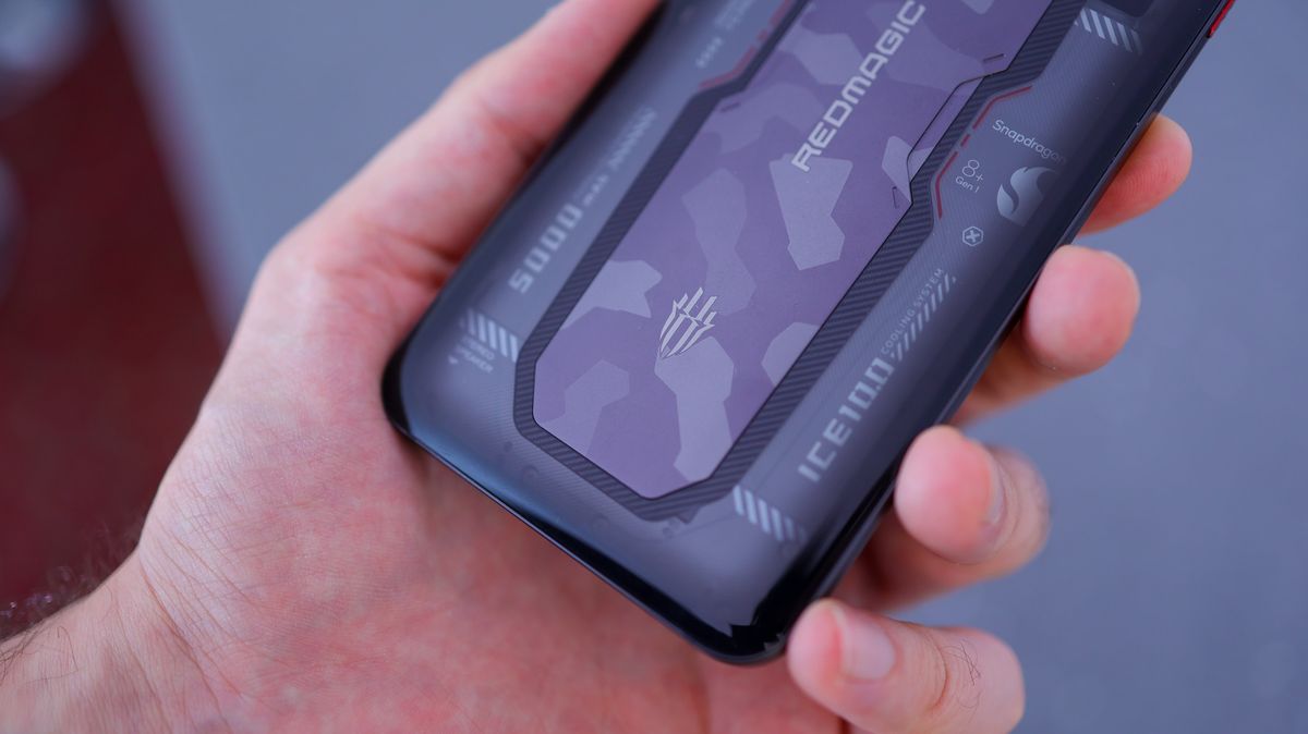 Photo of the Nubia Red Magic 7s Pro gaming phone
