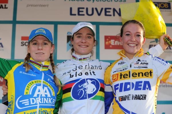 Elite women's podium in Leuven (l-r): Daphny van den Brand, 2nd; Marianne Vos, 1st; Sophie de Boer, 3rd