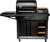 Traeger grills: save up to $300 at Best Buy