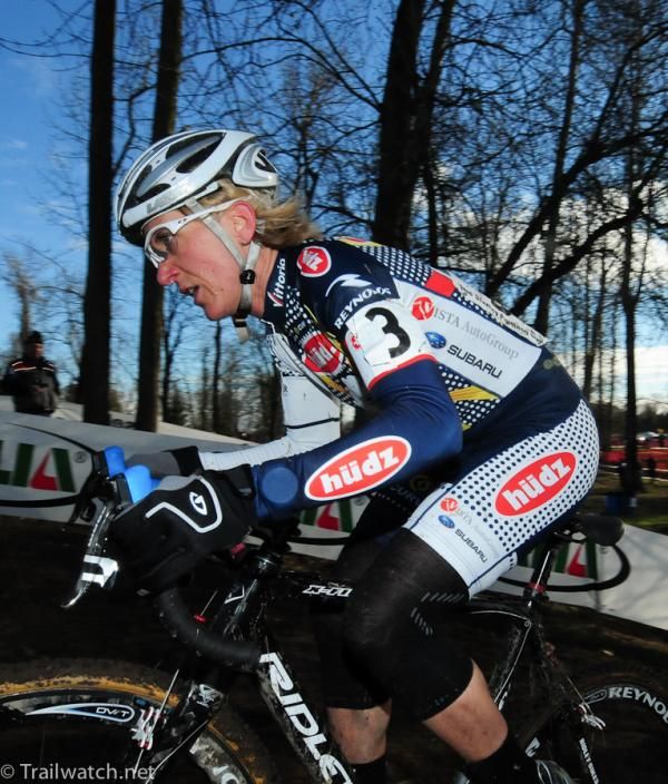 Sue Butler (Hudz-Subaru) riding alone on third place