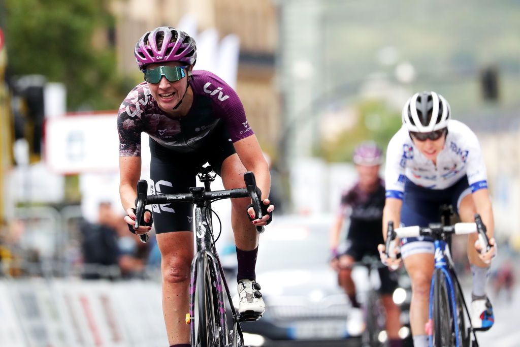 SAN SEBASTIAN SPAIN JULY 31 Pauliena Rooijakkers of Netherlands and Team Liv Racing sprint at arrival during the 3rd Donostia San Sebastian Klasikoa Women 2021 a 1398km race from DonostiaSan Sebastian to DonostiaSan Sebastian Klasikoa KlasikoaWomen UCIWWT on July 31 2021 in San Sebastian Spain Photo by Gonzalo Arroyo MorenoGetty Images