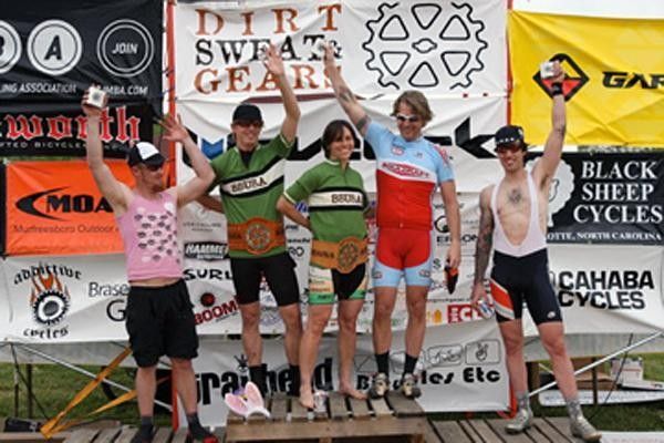 Podium: Jake the Snake Kirkpatrick, Ohio Rob Kranz, Rebecca Tomawicki, The Rev Ben Horton, Jesse Lalonde