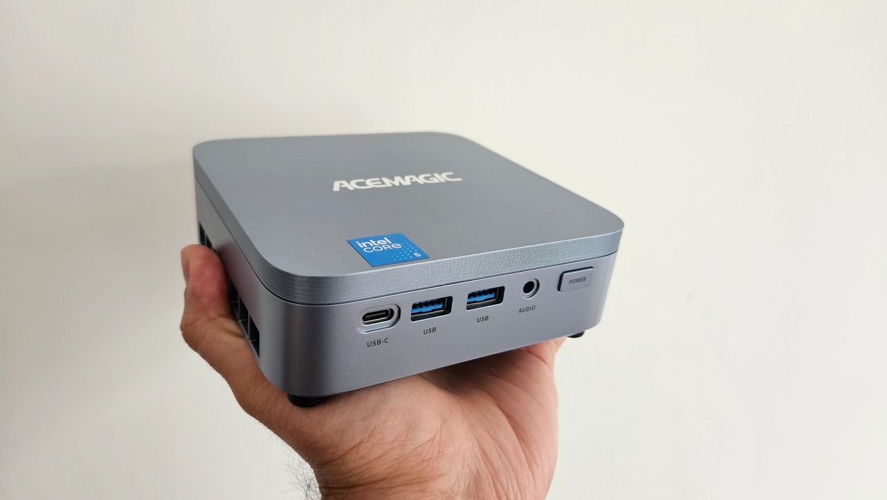 The Acemagic Kron Mini K5 PC on a desk