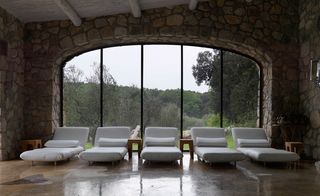 Aquapetra Resort & Spa lounge chairs
