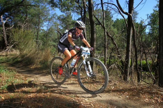 London Olympian and U23 World Cup series champion Rebecca Henderson racing in Bright