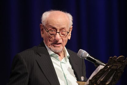 Eli Wallach, prolific character actor, is dead at age 98