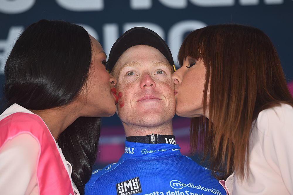 Steven Kruijswijk (Team LottoNL-Jumbo) in the blue points jersey.